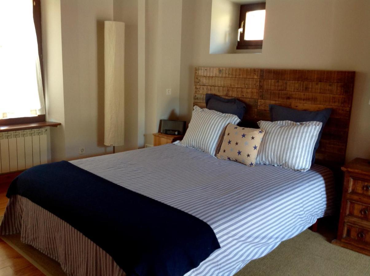 Casa De La Tila Apartment Arenas De Cabrales Luaran gambar
