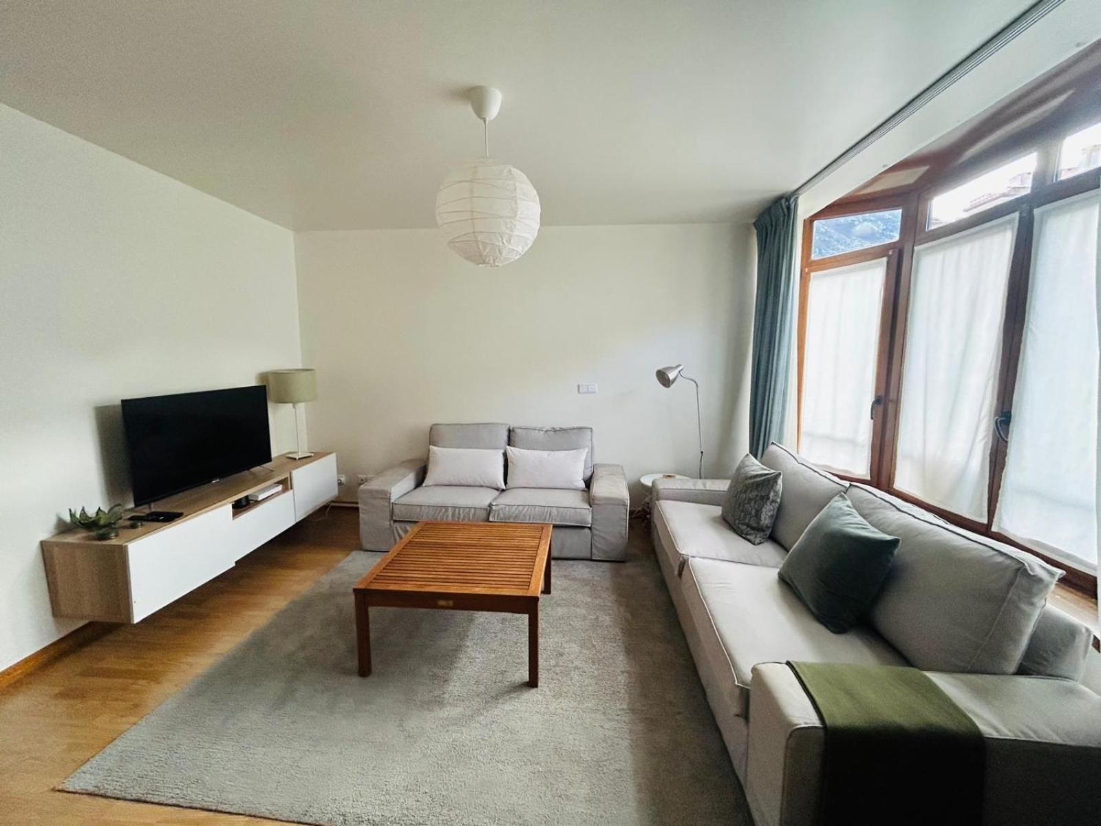 Casa De La Tila Apartment Arenas De Cabrales Luaran gambar