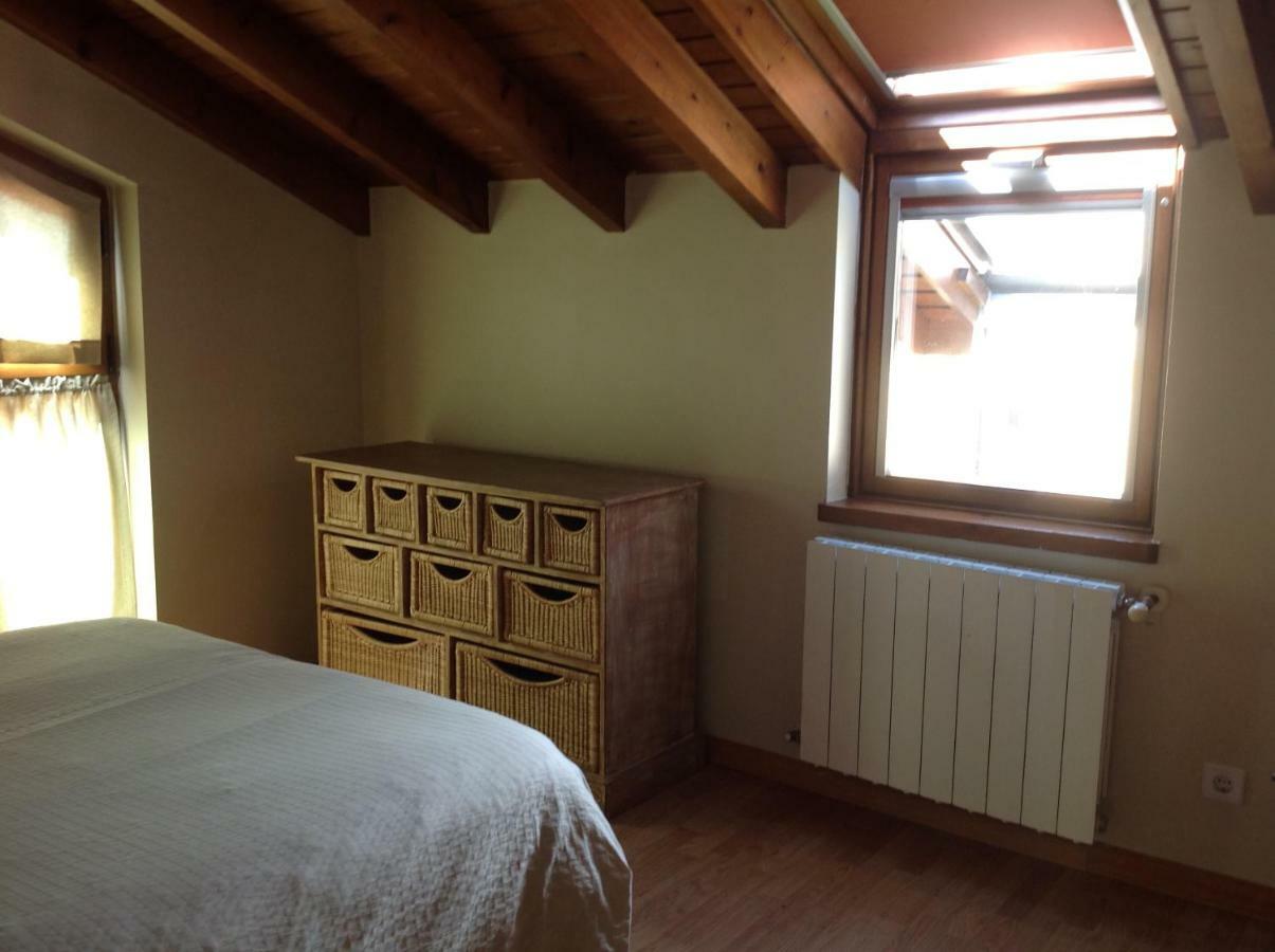 Casa De La Tila Apartment Arenas De Cabrales Luaran gambar
