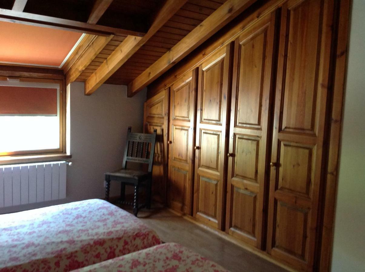 Casa De La Tila Apartment Arenas De Cabrales Luaran gambar