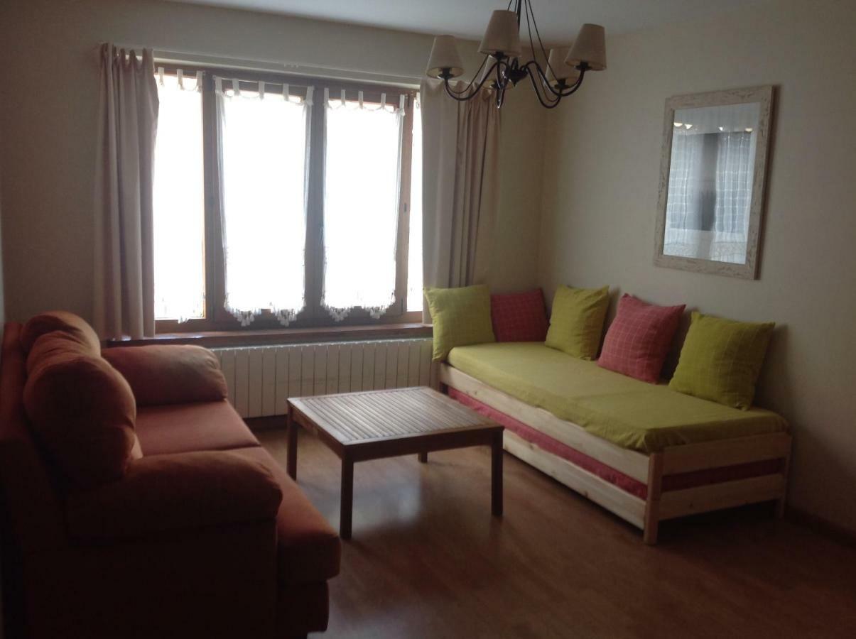 Casa De La Tila Apartment Arenas De Cabrales Luaran gambar